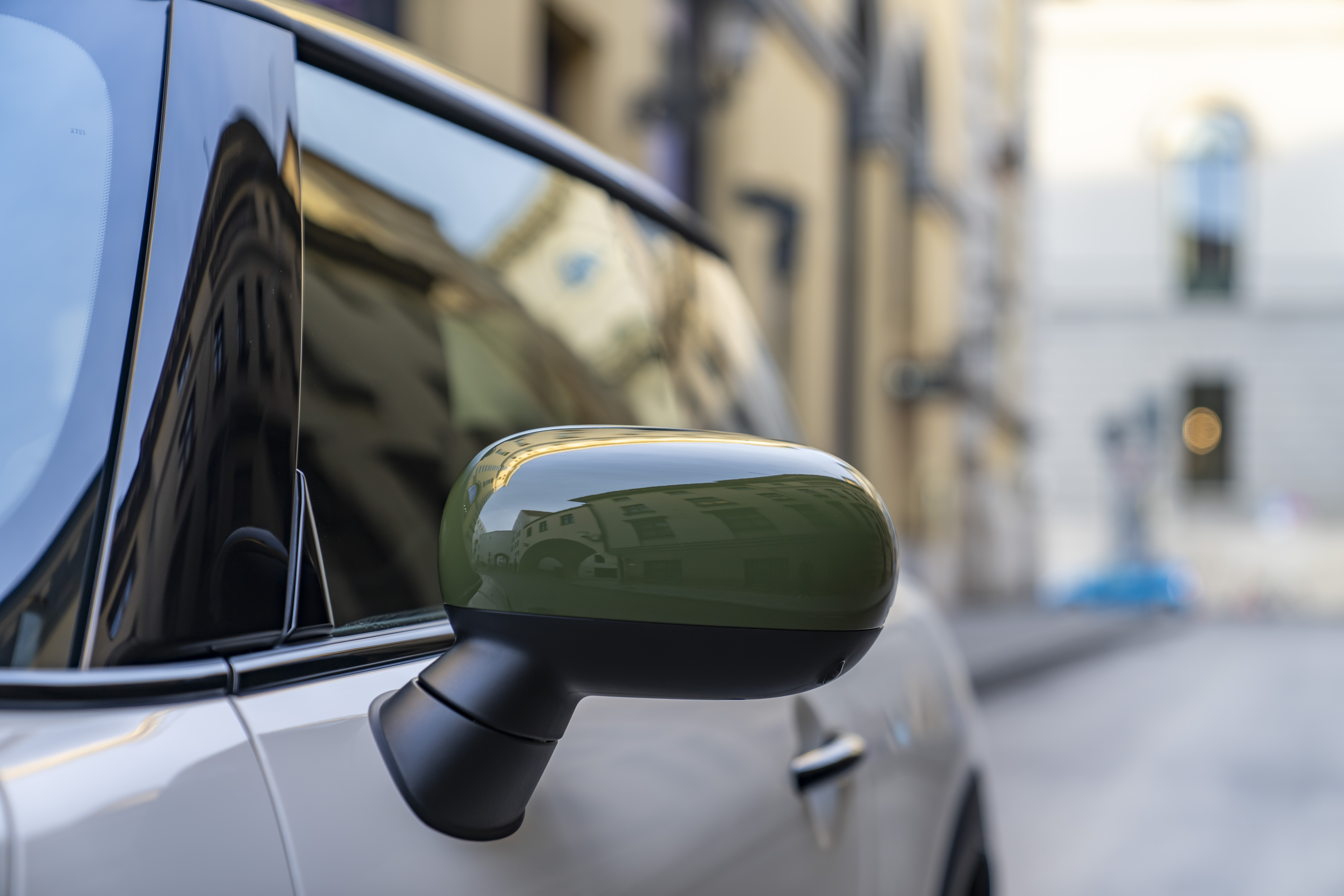 Retrovisores en verde Nottingham del MINI Paul Smith Edition