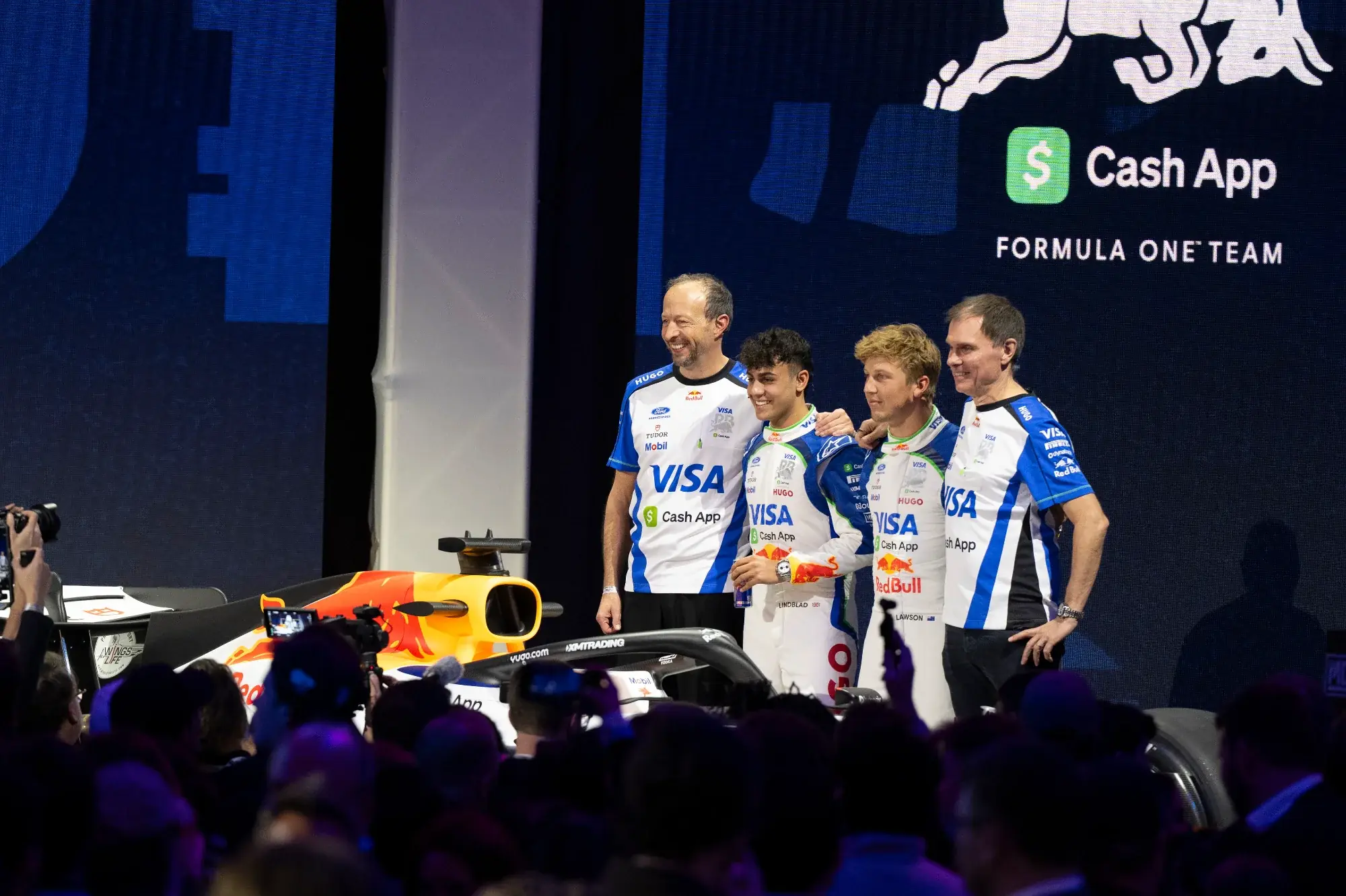 Peter Bayer, Arvid Lindblad, Liam Lawson y Alan Permane
