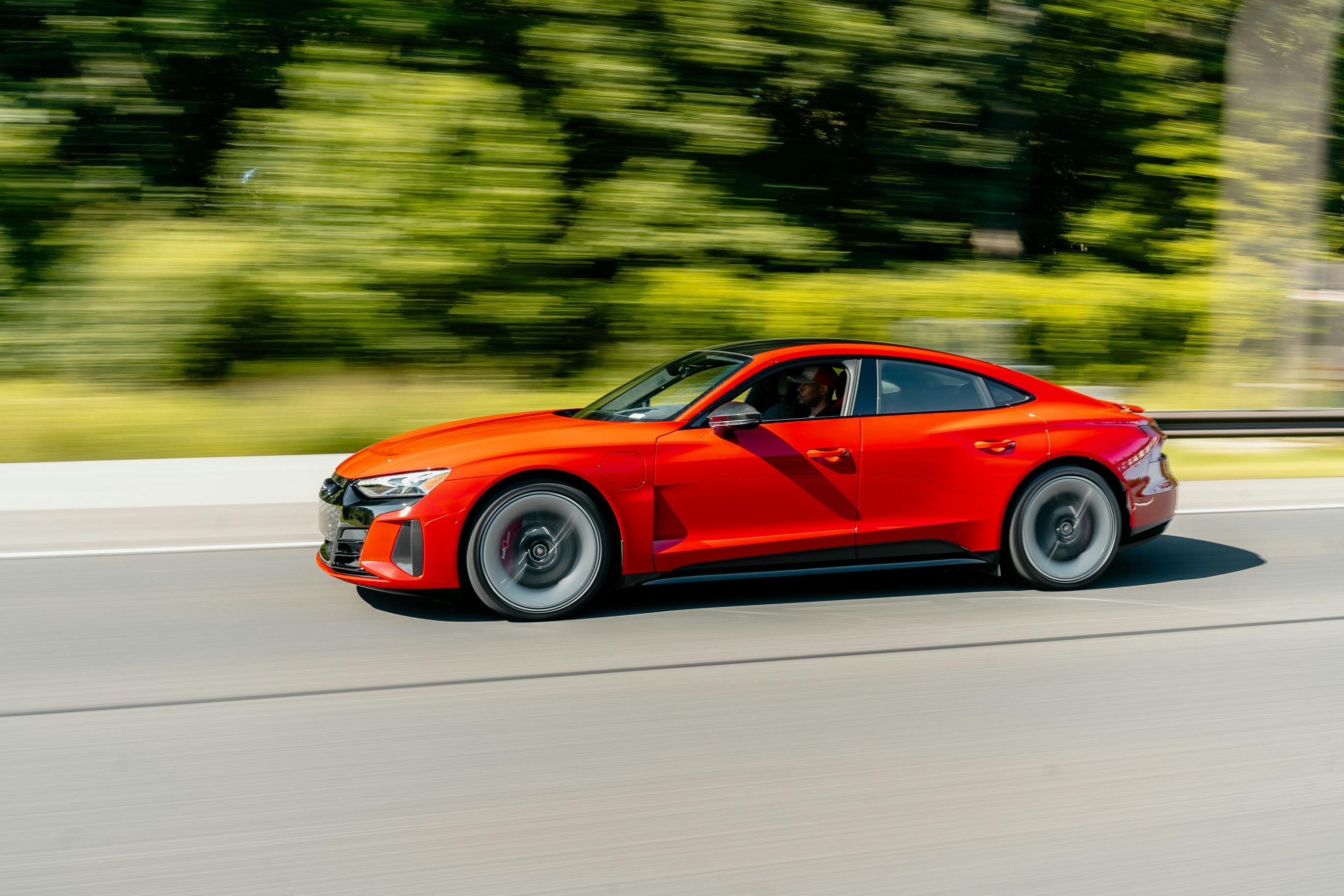 El Plan Auto+ 2026 dará hasta 5.500 euros de ayuda para turismos