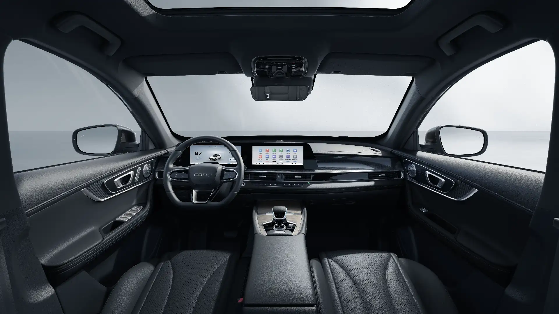 Interrior del Ebro s700 HEV