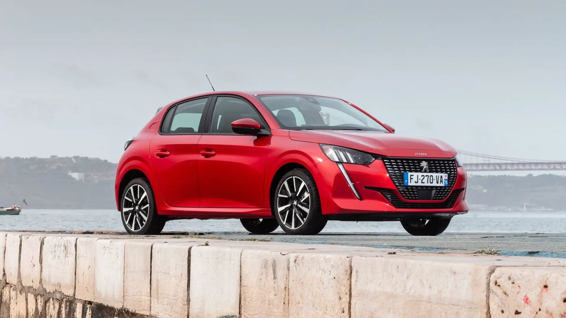 El 208, que ahora montará el Peugeot Turbo 100