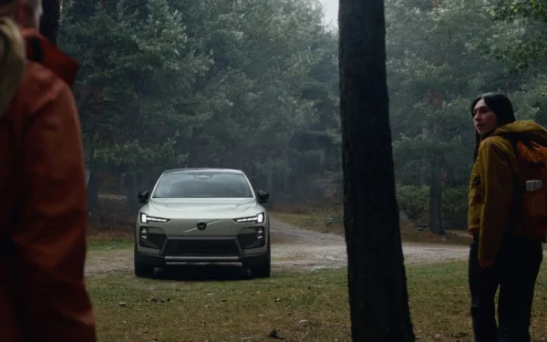 Volvo EX60 Cross Country