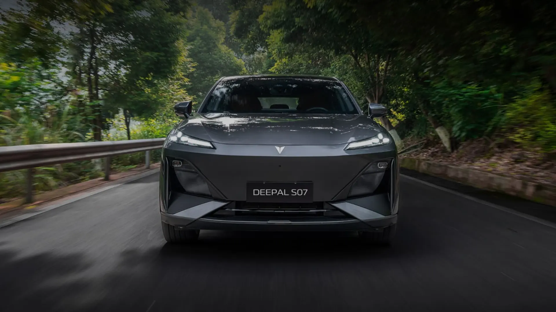 Changan trae a través de Deepal dos de sus modelos